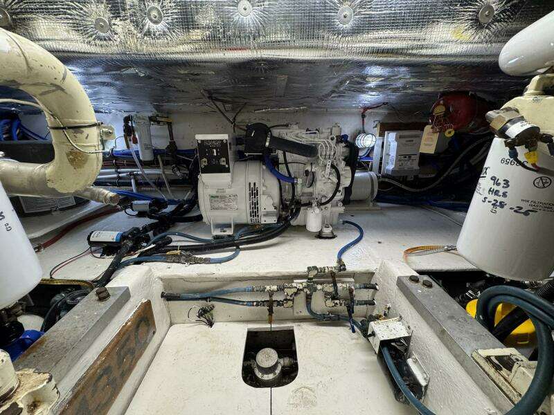 High Tide 47ft Buddy Davis Yacht For Sale