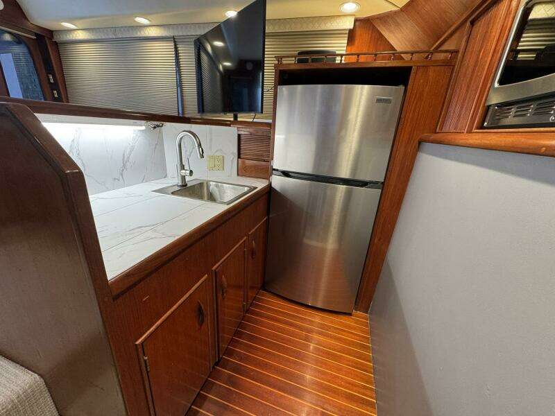 High Tide 47ft Buddy Davis Yacht For Sale