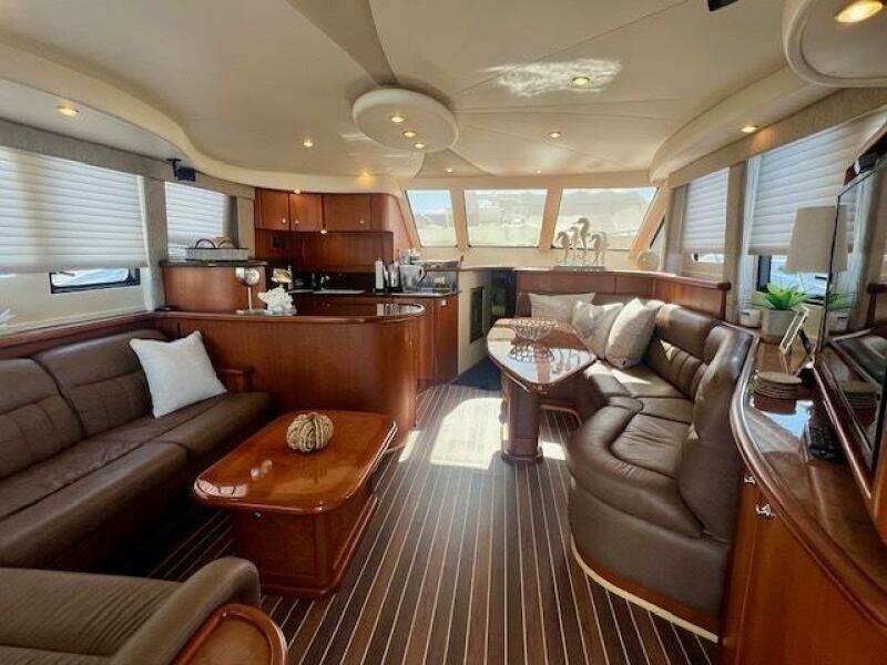 48ft Silverton Yacht For Sale