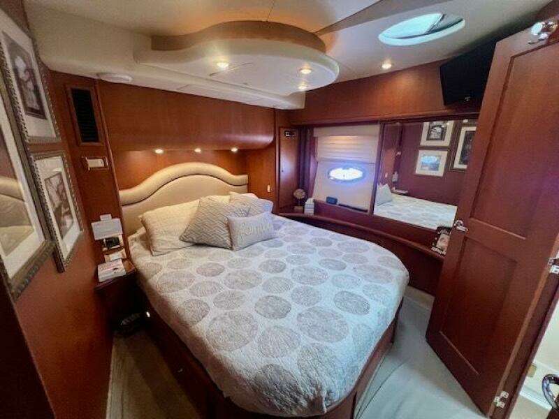 48ft Silverton Yacht For Sale