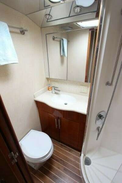 60ft Hatteras Yacht For Sale