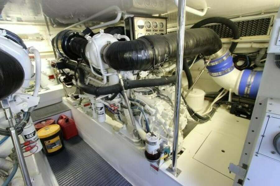 60ft Hatteras Yacht For Sale