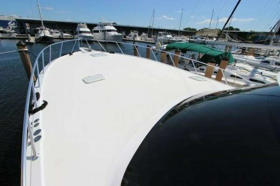 60ft Hatteras Yacht For Sale