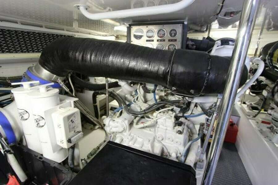 60ft Hatteras Yacht For Sale