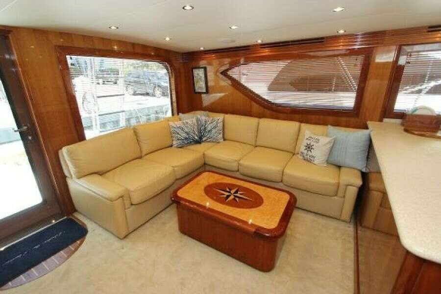 60ft Hatteras Yacht For Sale