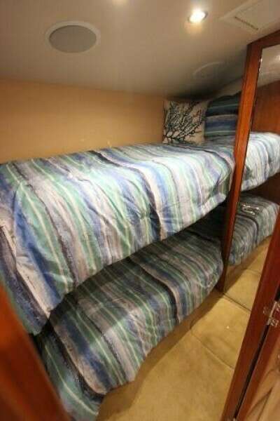 60ft Hatteras Yacht For Sale