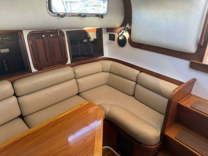 PILGRIM  34ft Legacy Yachts Yacht For Sale