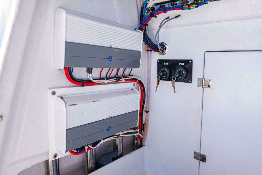 27ft Conch Yacht For Sale