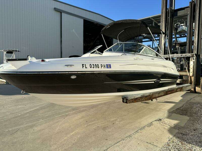 20ft Sea Ray Yacht For Sale