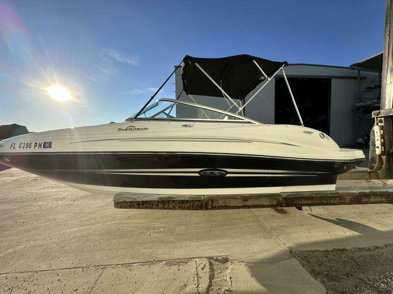 20ft Sea Ray Yacht For Sale