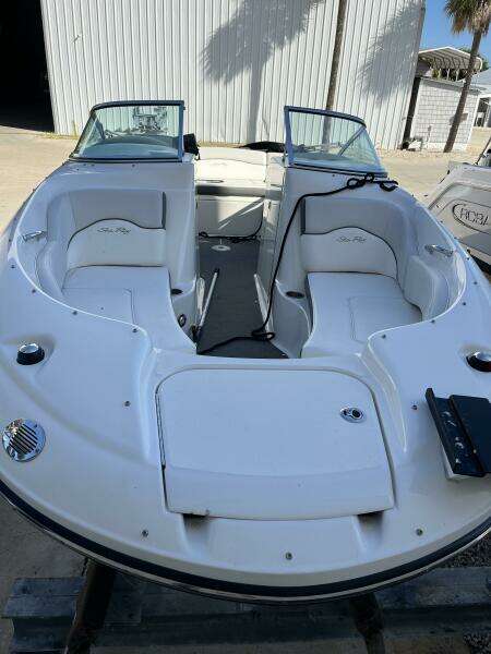 20ft Sea Ray Yacht For Sale