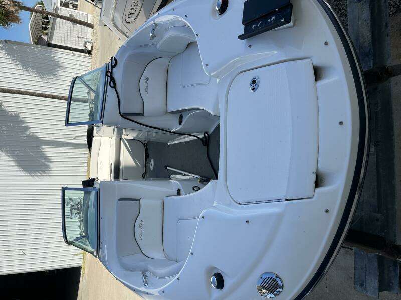 20ft Sea Ray Yacht For Sale