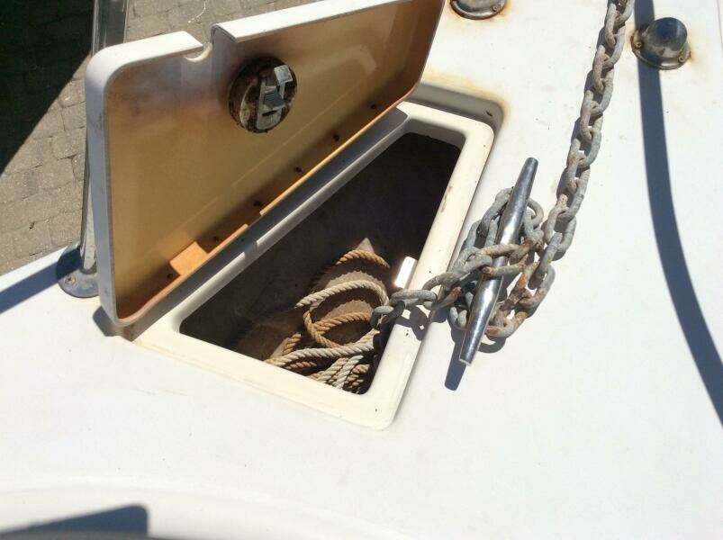 21ft Seaswirl Striper Yacht For Sale