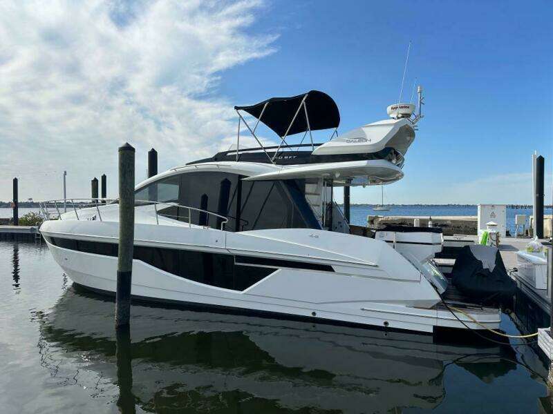 48ft Galeon Yacht For Sale
