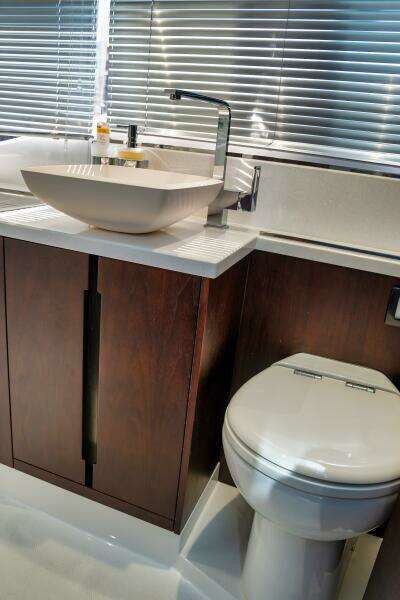 48ft Galeon Yacht For Sale