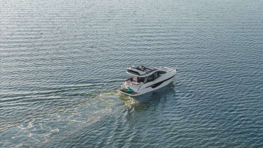 48ft Galeon Yacht For Sale