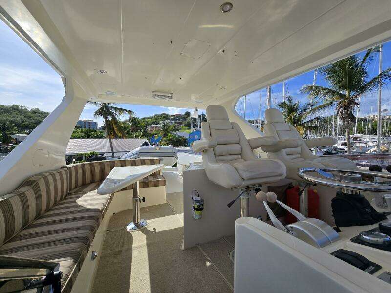 White Pearl 1 56ft Hampton Yacht For Sale