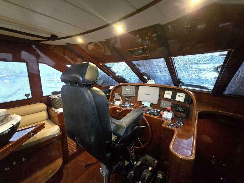 White Pearl 1 56ft Hampton Yacht For Sale