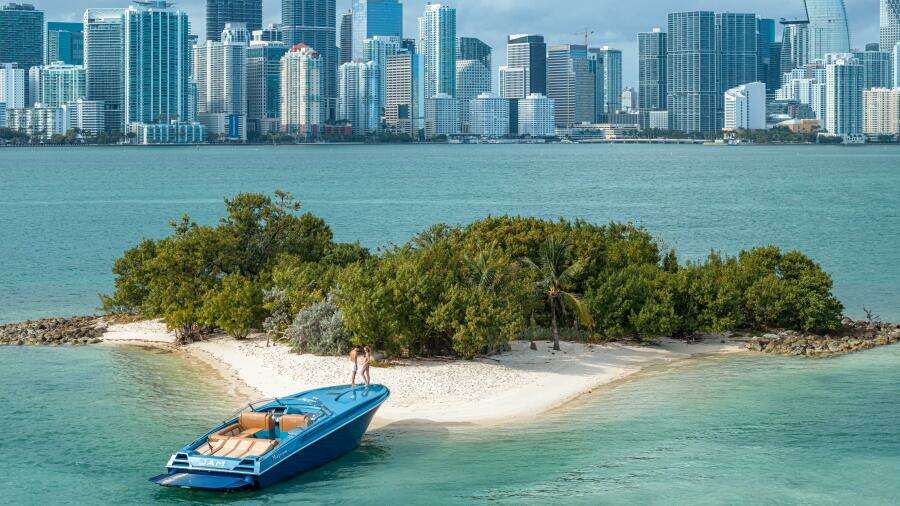 JAM 51ft Magna Marine Yacht For Sale