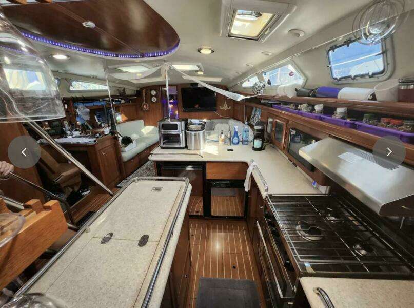 Courageux 49ft Hunter Yacht For Sale