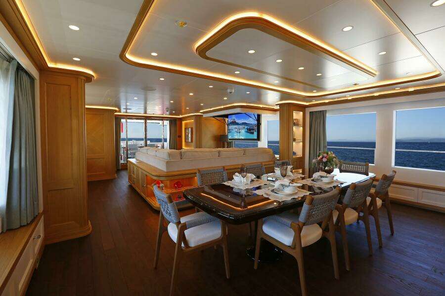 120ft RMK Marine Yacht For Sale