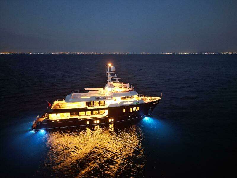 120ft RMK Marine Yacht For Sale
