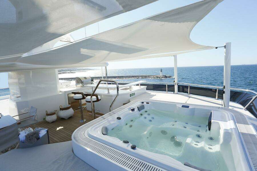 120ft RMK Marine Yacht For Sale