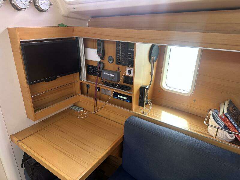 Lady Penelope 44ft Hanse Yacht For Sale