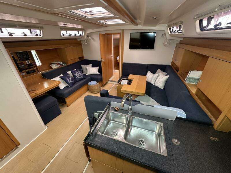 Lady Penelope 44ft Hanse Yacht For Sale