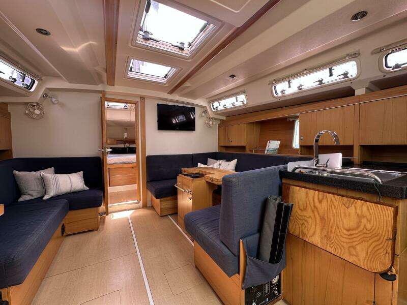 Lady Penelope 44ft Hanse Yacht For Sale