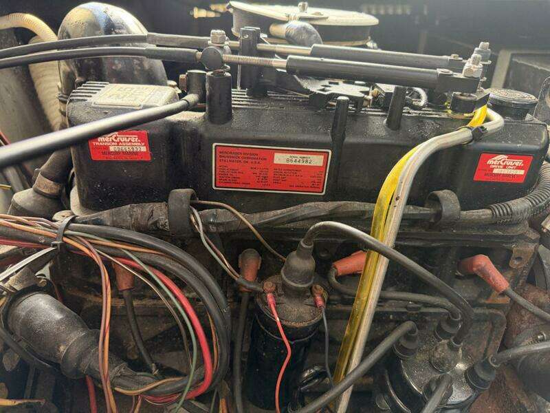 44ft Hilburn Yacht For Sale