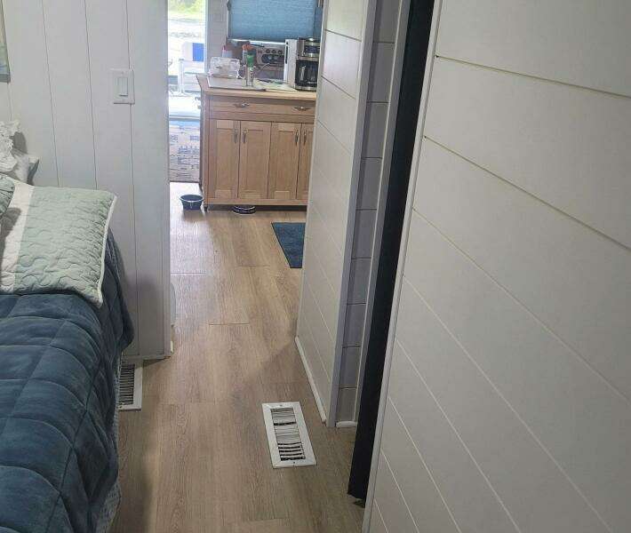 44ft Hilburn Yacht For Sale