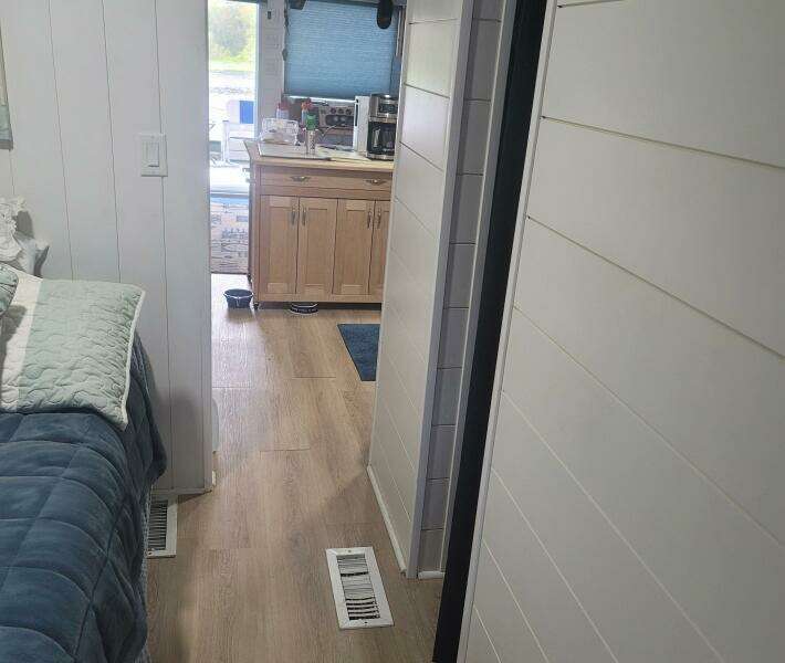 44ft Hilburn Yacht For Sale