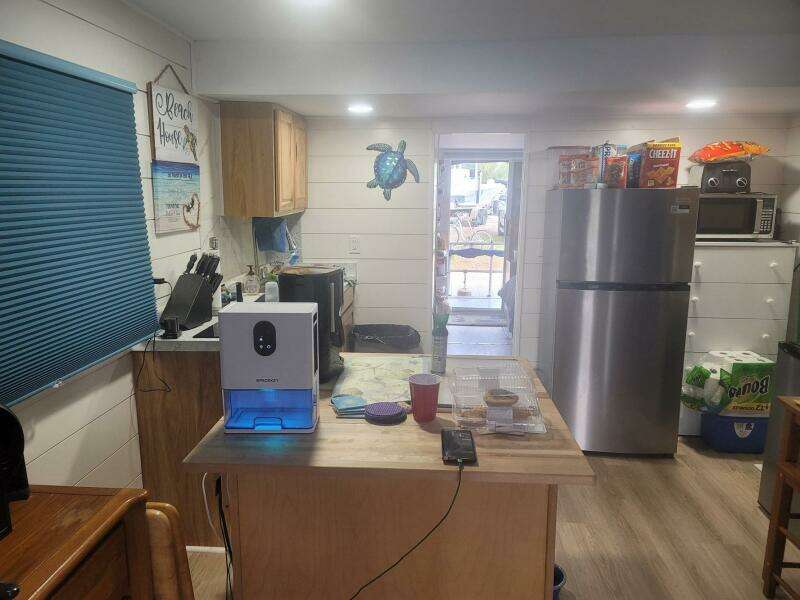 44ft Hilburn Yacht For Sale