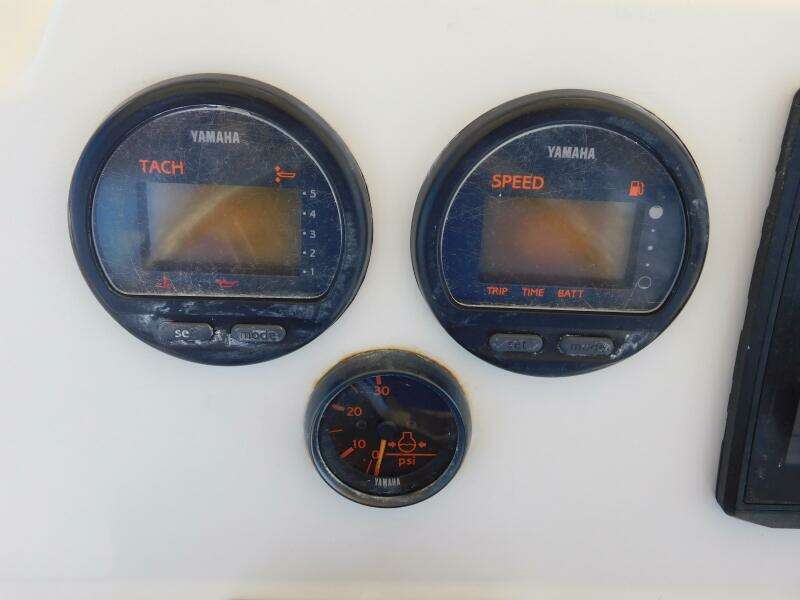 20ft Robalo Yacht For Sale