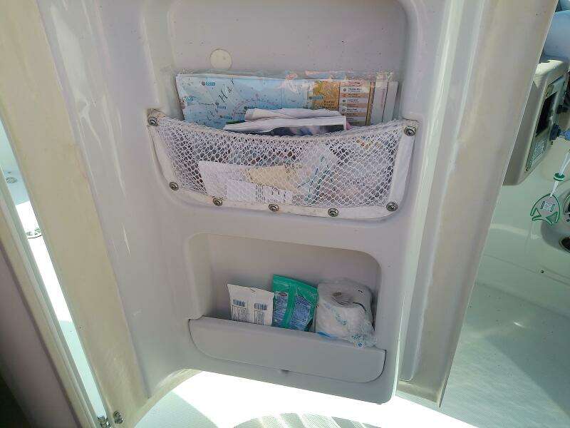 26ft Crownline Yacht For Sale