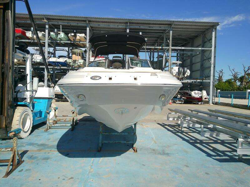 26ft Crownline Yacht For Sale