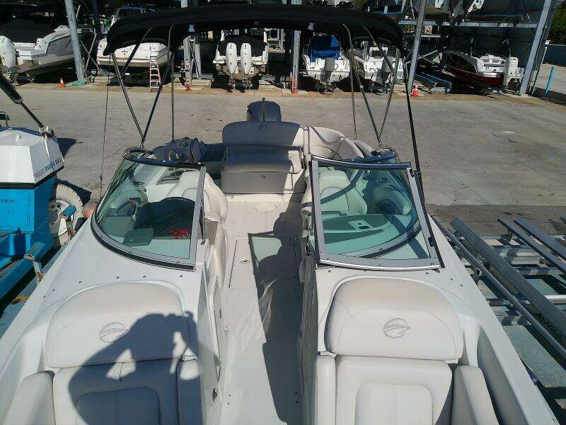 26ft Crownline Yacht For Sale