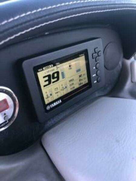 26ft Crownline Yacht For Sale