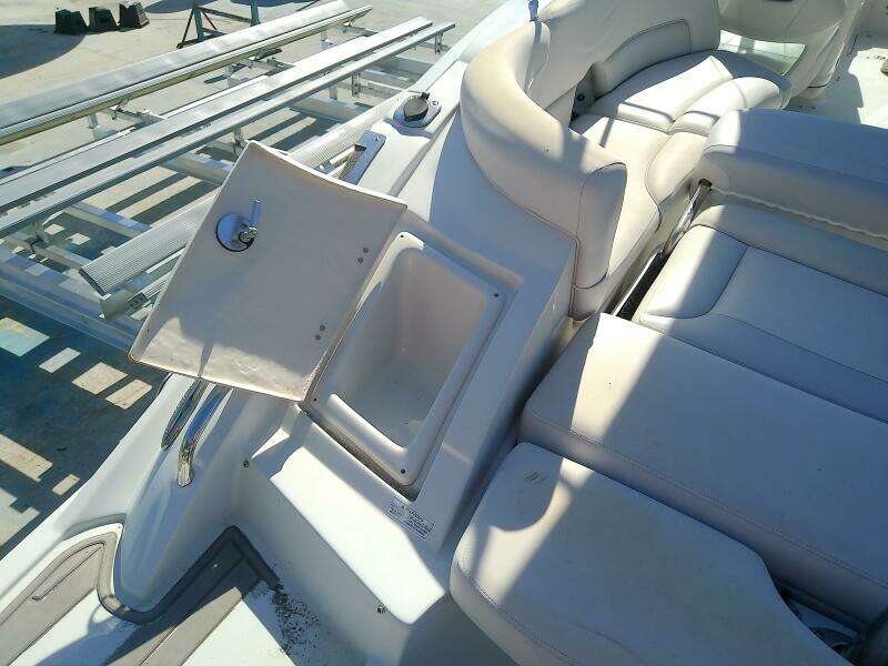 26ft Crownline Yacht For Sale