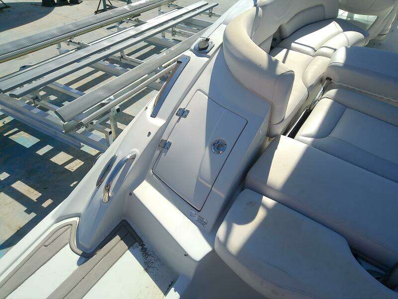 26ft Crownline Yacht For Sale