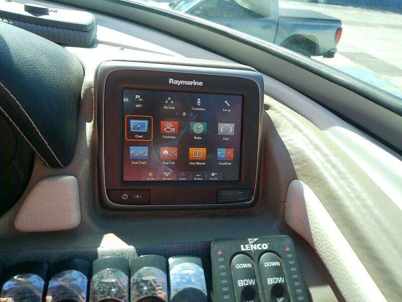 26ft Crownline Yacht For Sale