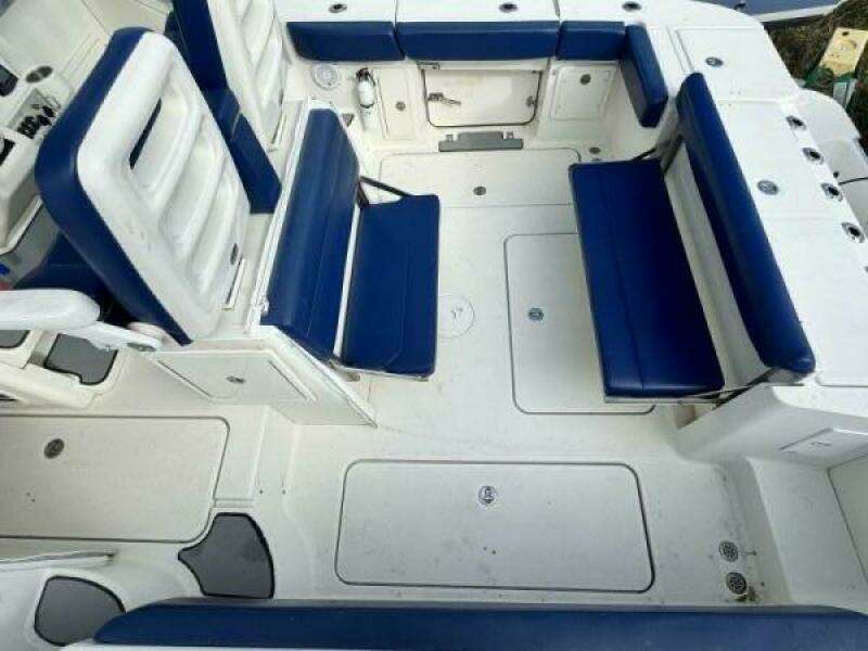 36ft Hydra Sports Yacht For Sale