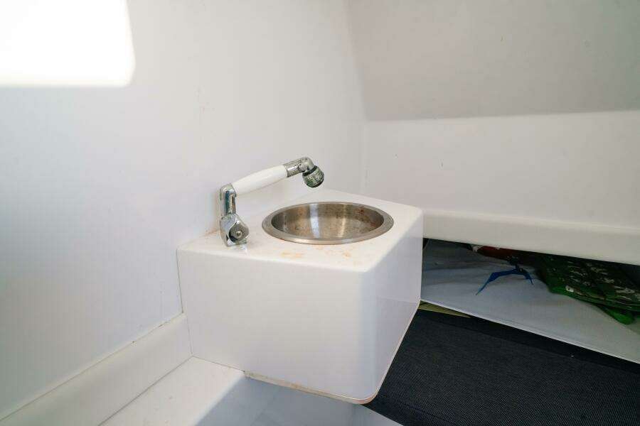 36ft Front Runner Yacht For Sale