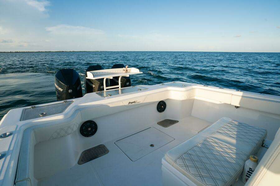 36ft Front Runner Yacht For Sale