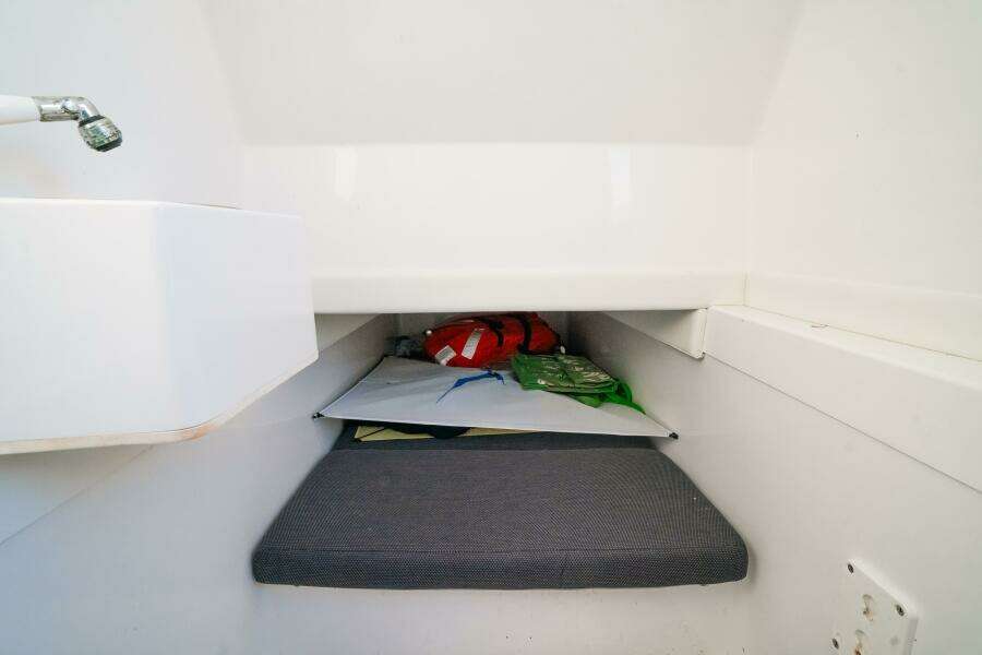 36ft Front Runner Yacht For Sale