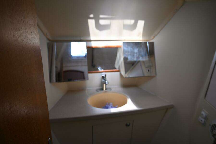 44ft Hunter Yacht For Sale