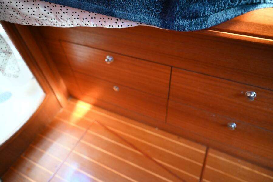 44ft Hunter Yacht For Sale