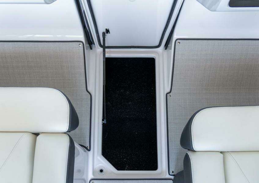 22ft Regal Yacht For Sale