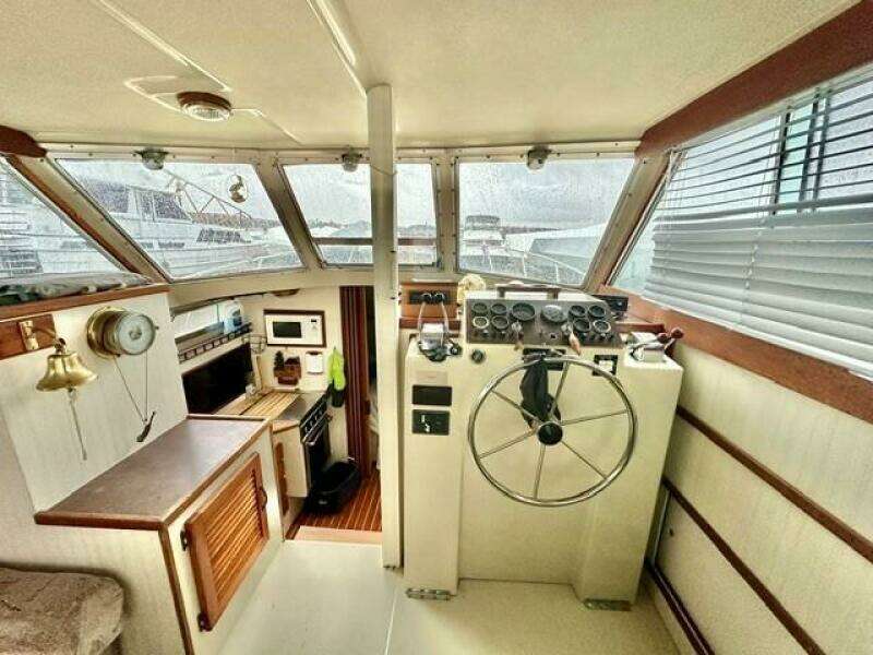 32ft Stamas Yacht For Sale
